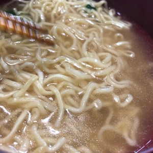 ＊ごま油香る♪スパイシーな塩ラーメン＊